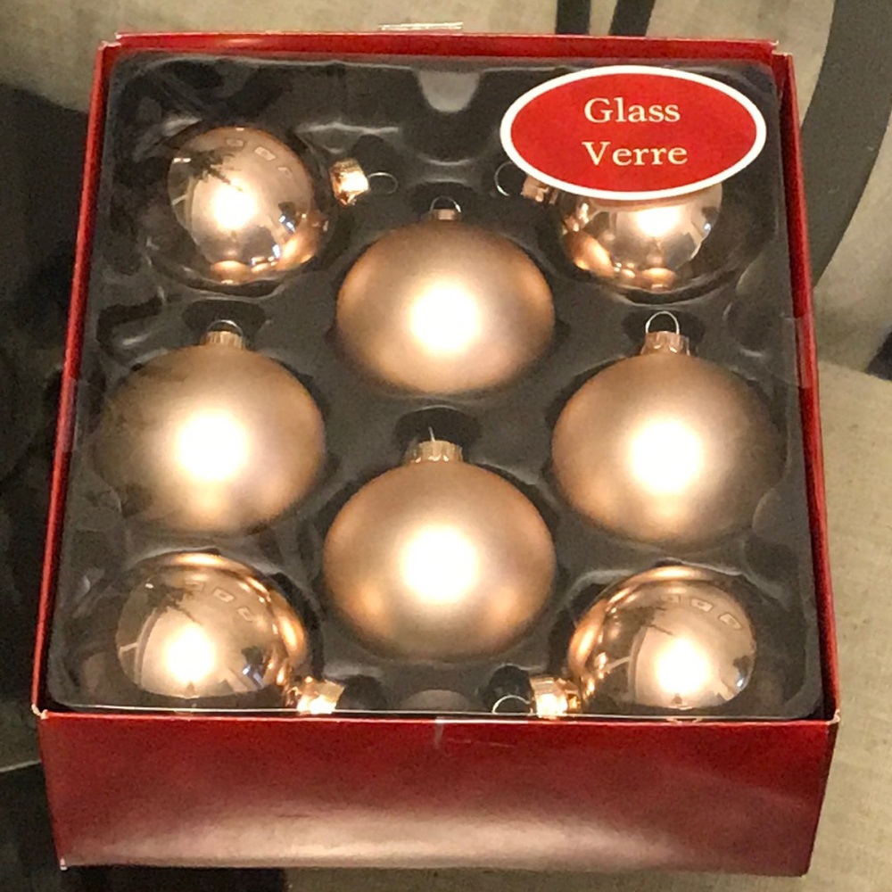 8 Piece Champagne Glass Ornaments